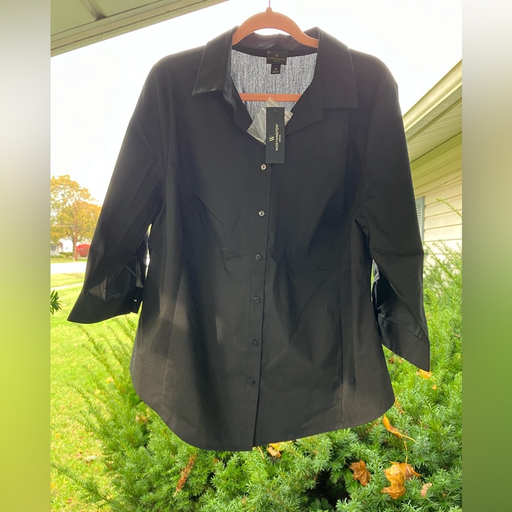 Worthington Black Button Down Shirt